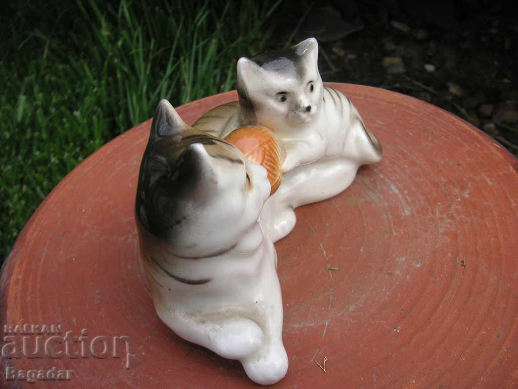 Порцеланова статуетка - 5 Порцеланова статуетка - 5