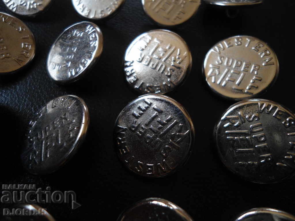 Delivery of Lot of old buttons Super RIFLE western