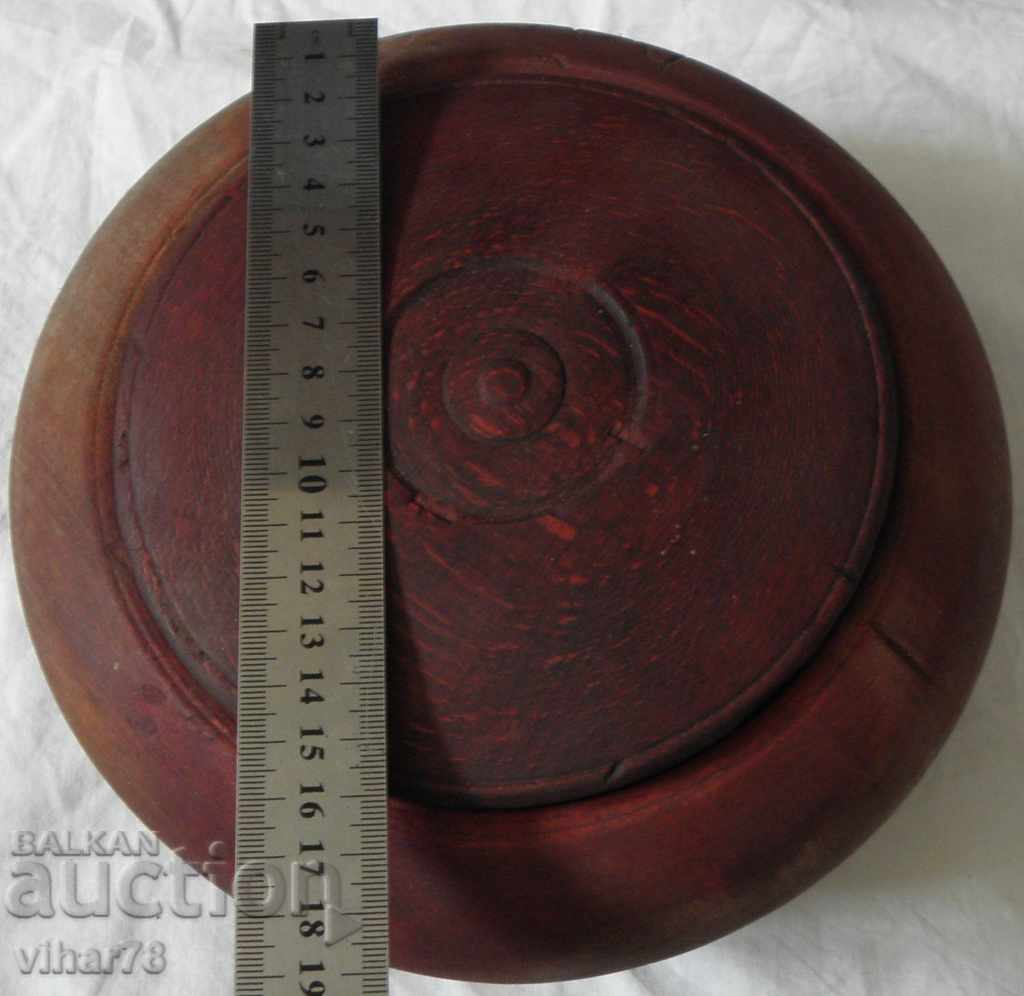 Delivery of LARGE OLD WOODEN SALT Delivery of LARGE OLD WOODEN SALT