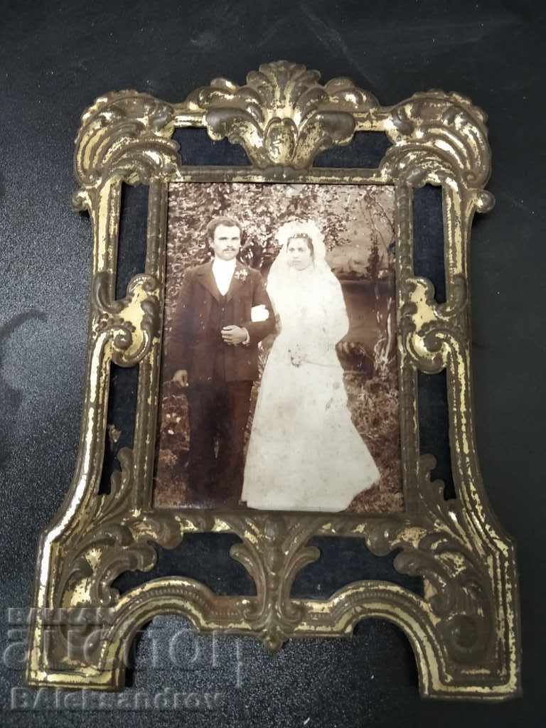 Old family photo with metal frame - 5