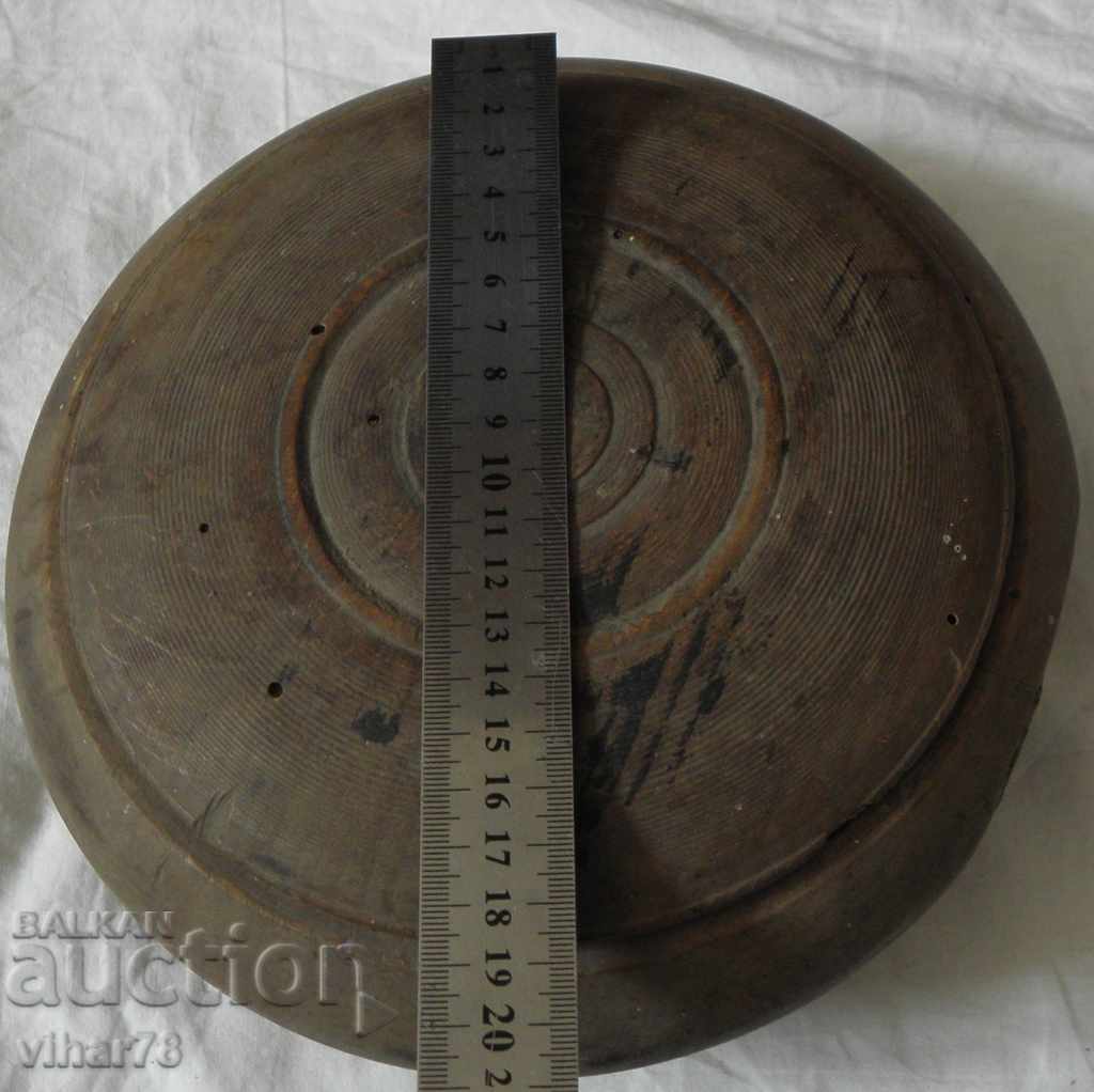 Auction LARGE OLD WOODEN SALT Auction LARGE OLD WOODEN SALT