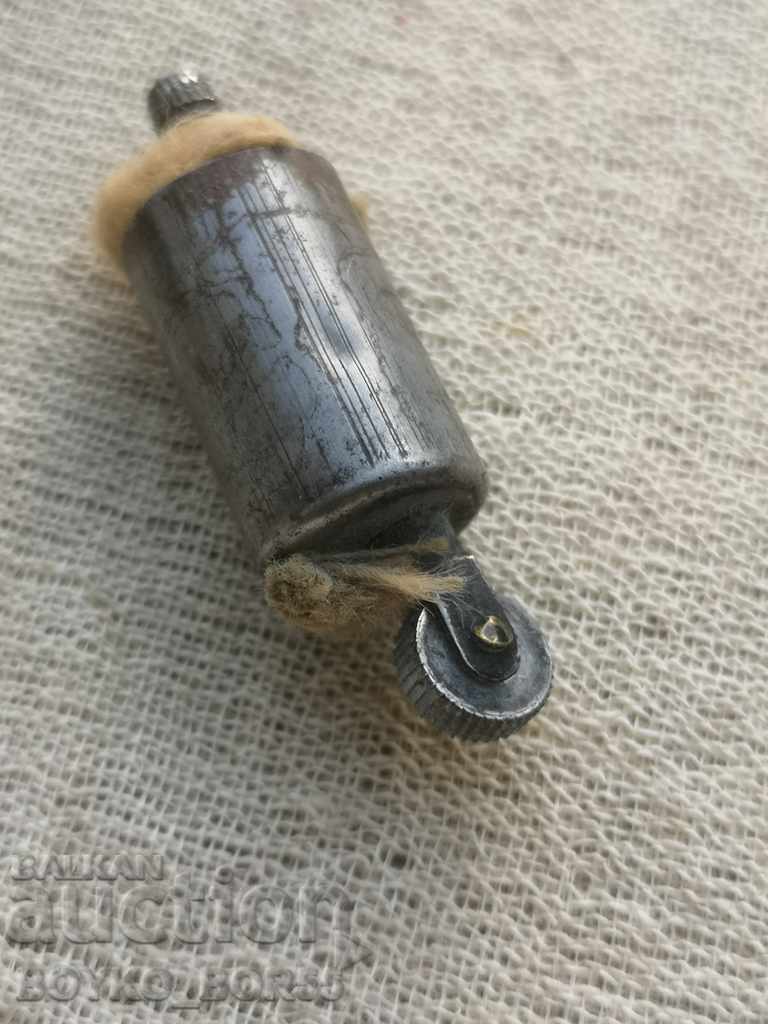 Delivery of Old gas lighter Delivery of Old gas lighter