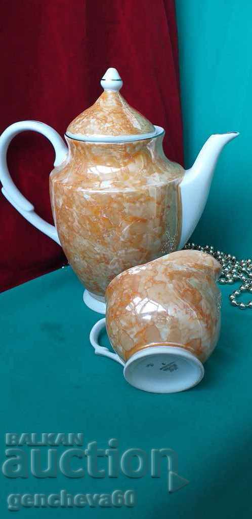 Delivery of VINTAGE canapé, latte, "Karolina"/marble glaze