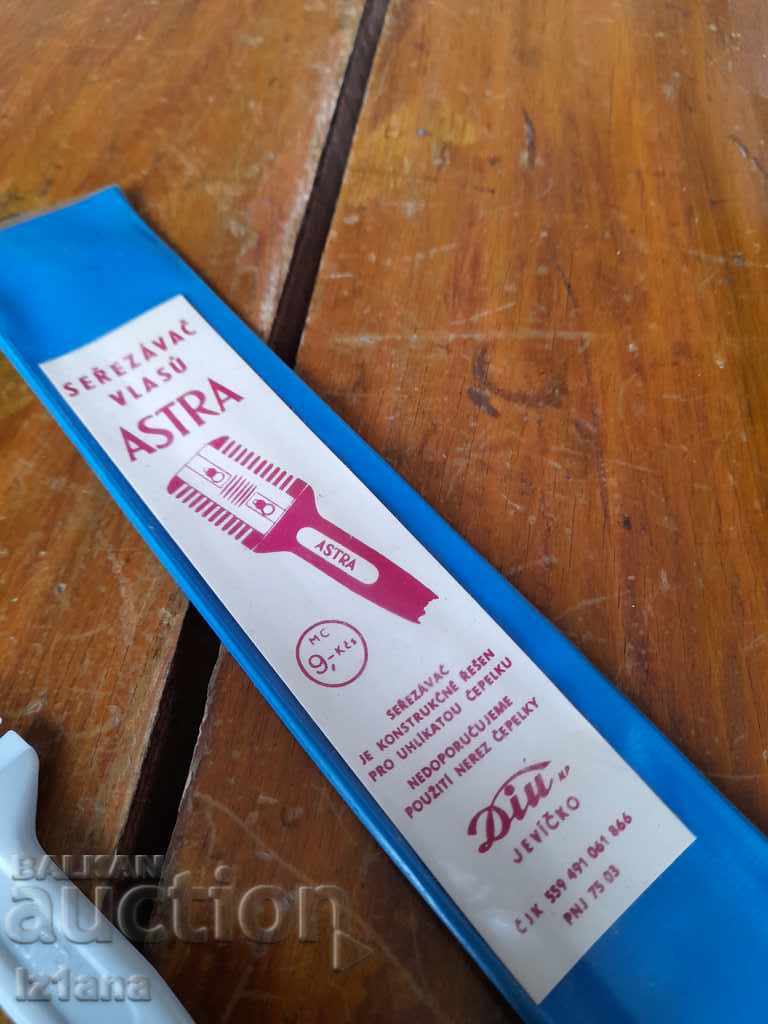 Auction Astra Thinning Comb Auction Astra Thinning Comb