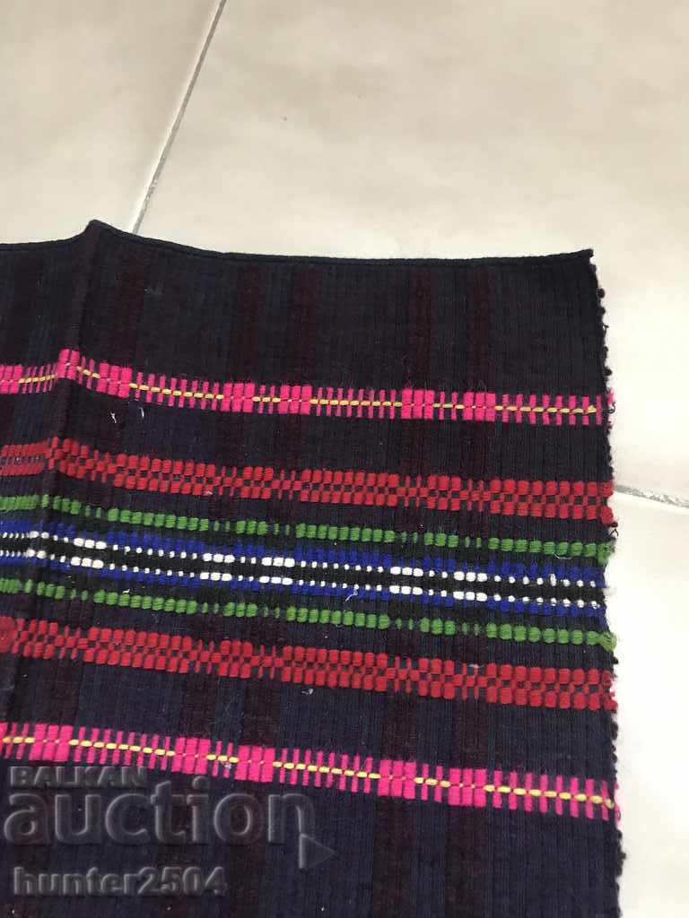 Auction  Pillows - 2 pieces, wool