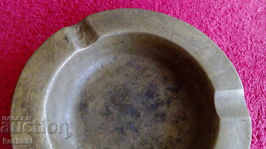 Auction  Old solid metal bronze ashtray
