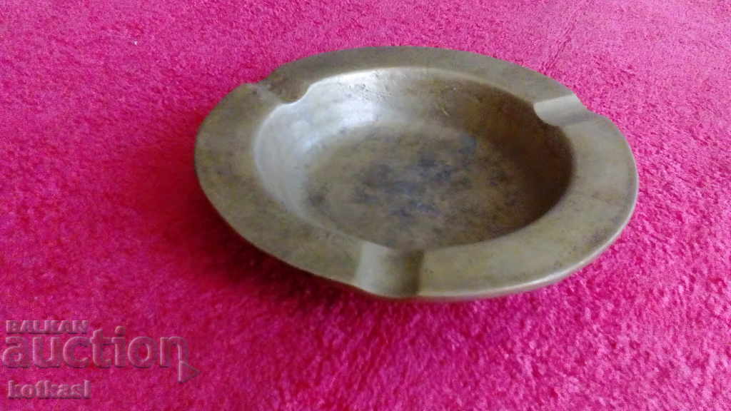 Old solid metal bronze ashtray - 6