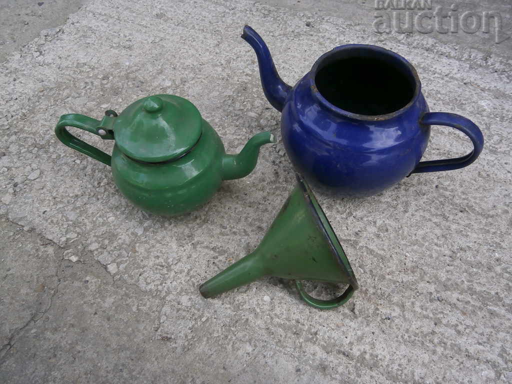 lot small teapot enameled teapots and funnel with price 31.00 BGN | € 15.85 lot small teapot enameled teapots and funnel with price 31.00 BGN | € 15.85