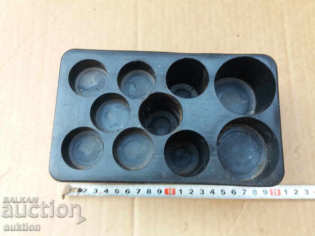 OLD WEIGHT BRAND, WEIGHT with price 1.89 BGN | € 0.97