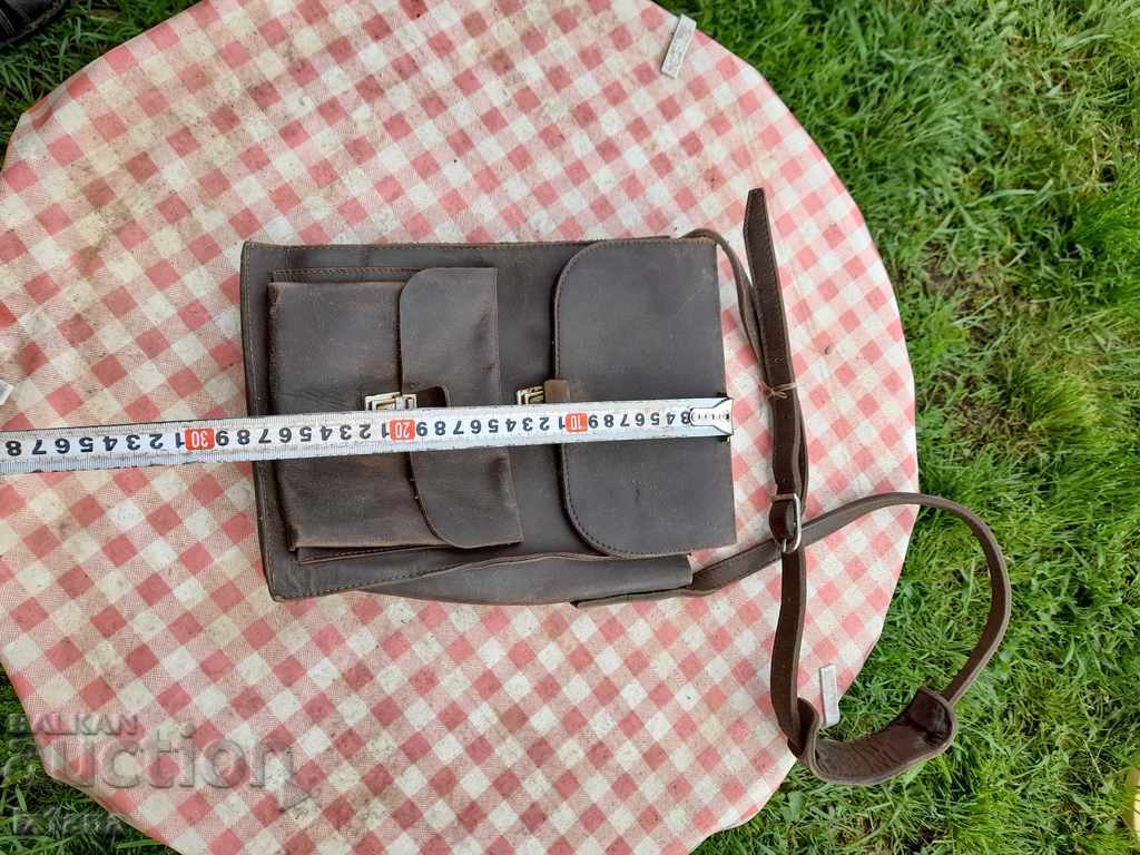 Delivery of Old leather bag Delivery of Old leather bag