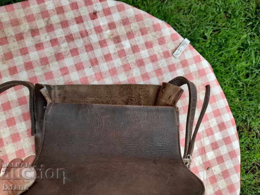 Old leather bag - 6 Old leather bag - 6