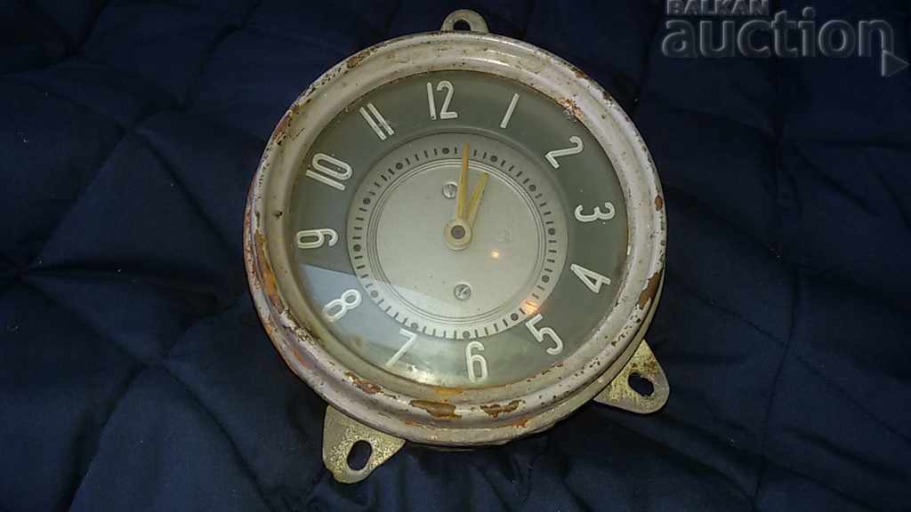 retro vintage car clock with price 41.00 BGN | € 20.96 retro vintage car clock with price 41.00 BGN | € 20.96