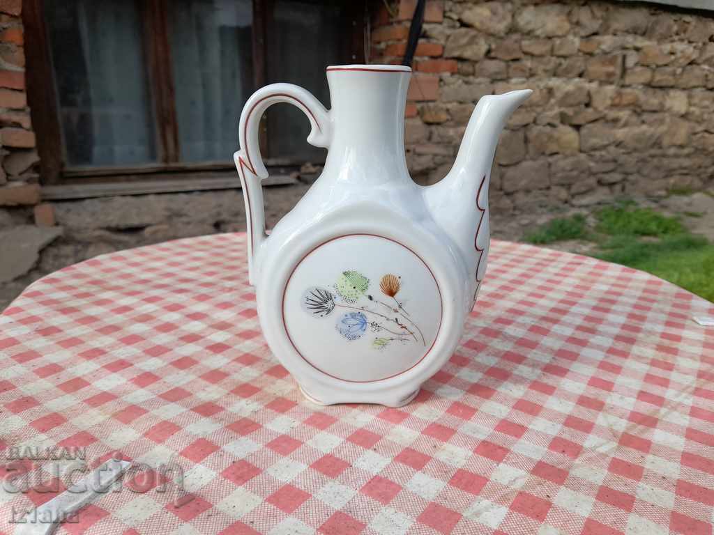 Auction Old porcelain jug, jug Auction Old porcelain jug, jug