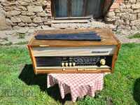 Παλιό ραδιόφωνο VEF, VEF