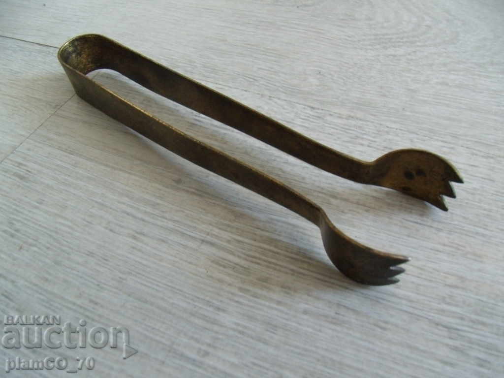 Auction  № * 5292 old small metal clip - length 15 cm