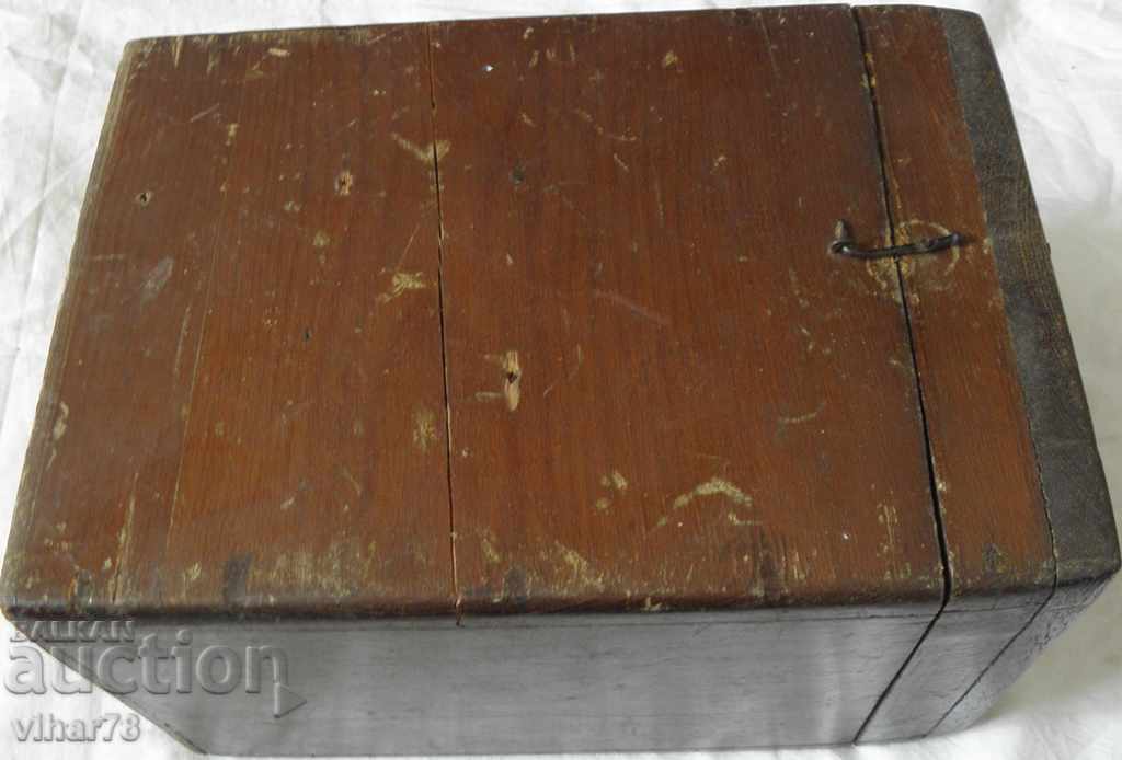 Wooden box - 5 Wooden box - 5