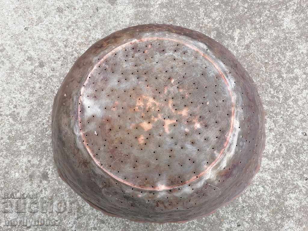Delivery of Old copper colander, copper vessel, primitive copper strainer Delivery of Old copper colander, copper vessel, primitive copper strainer