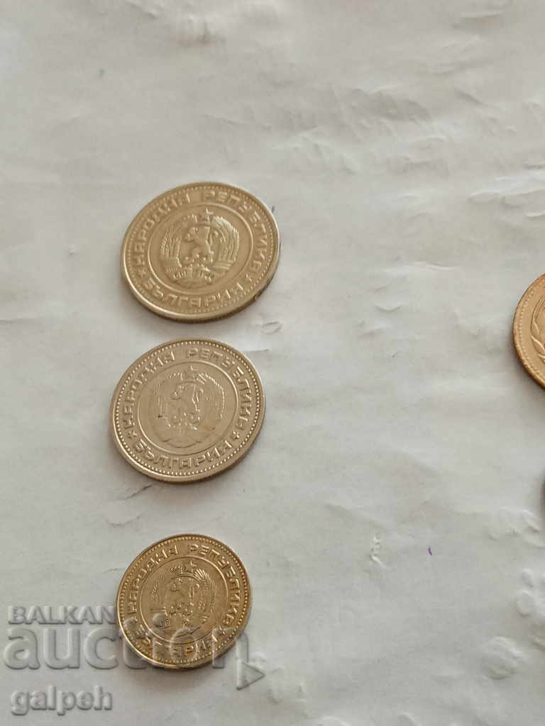 Delivery of BULGARIA - FULL LOT 1974 - 6 pcs. - BGN 2.5 Delivery of BULGARIA - FULL LOT 1974 - 6 pcs. - BGN 2.5