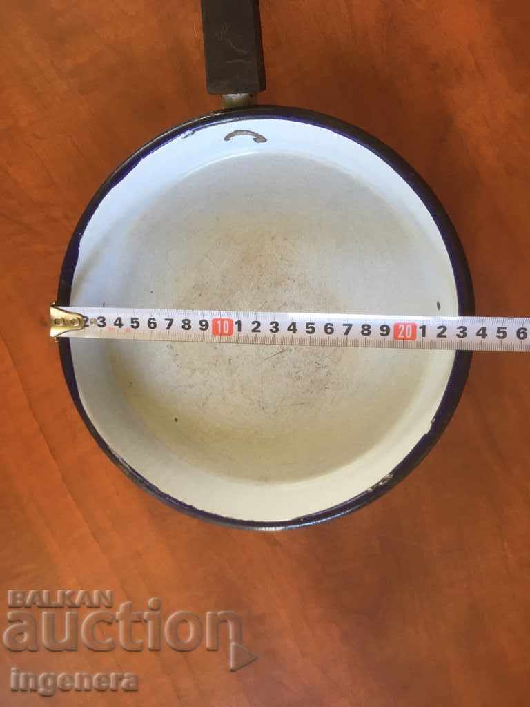 PAN ENAMELED OLD FRYING DISH with price 7.00 BGN | € 3.58 PAN ENAMELED OLD FRYING DISH with price 7.00 BGN | € 3.58