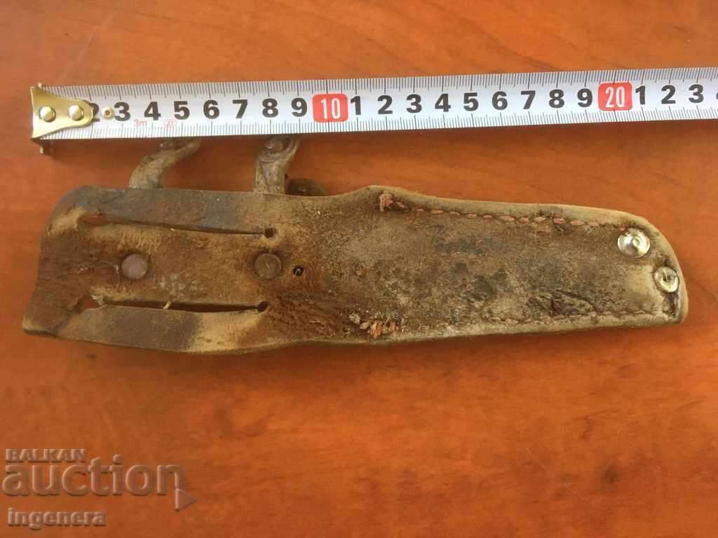 Auction KANIA LEATHER KNIFE KNIFE OLD FOR A SHORT KNIFE Auction KANIA LEATHER KNIFE KNIFE OLD FOR A SHORT KNIFE