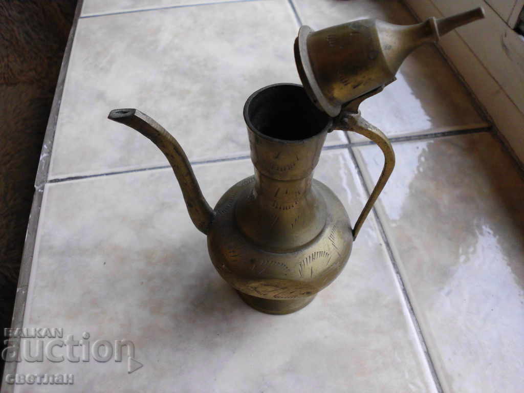 Auction  Bronze Teapot