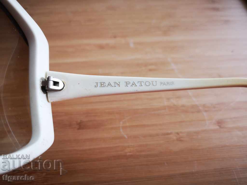 Доставка на Ретро дамски очила Доставка на Ретро дамски очила