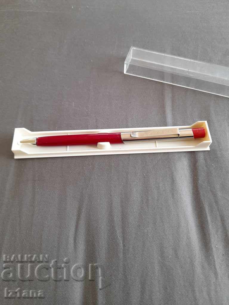 Old pen, chemical, ballpoint pen HEMUS with price 20.00 BGN | € 10.23 Old pen, chemical, ballpoint pen HEMUS with price 20.00 BGN | € 10.23