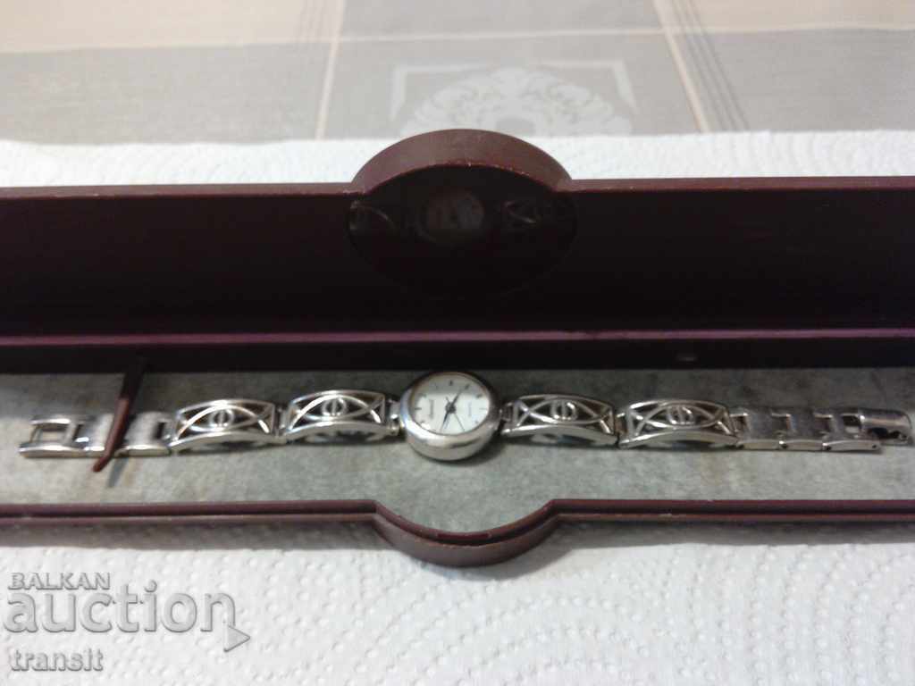 Сребърен дамски часовник Ingersoll 925 Sterling silver.