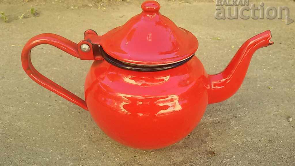 Delivery of GREAT LITTLE RED enameled teapot 60s Delivery of GREAT LITTLE RED enameled teapot 60s