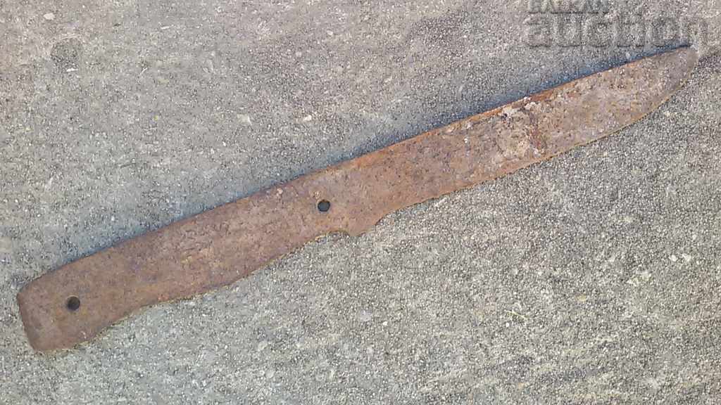 Delivery of Ancient knife Delivery of Ancient knife