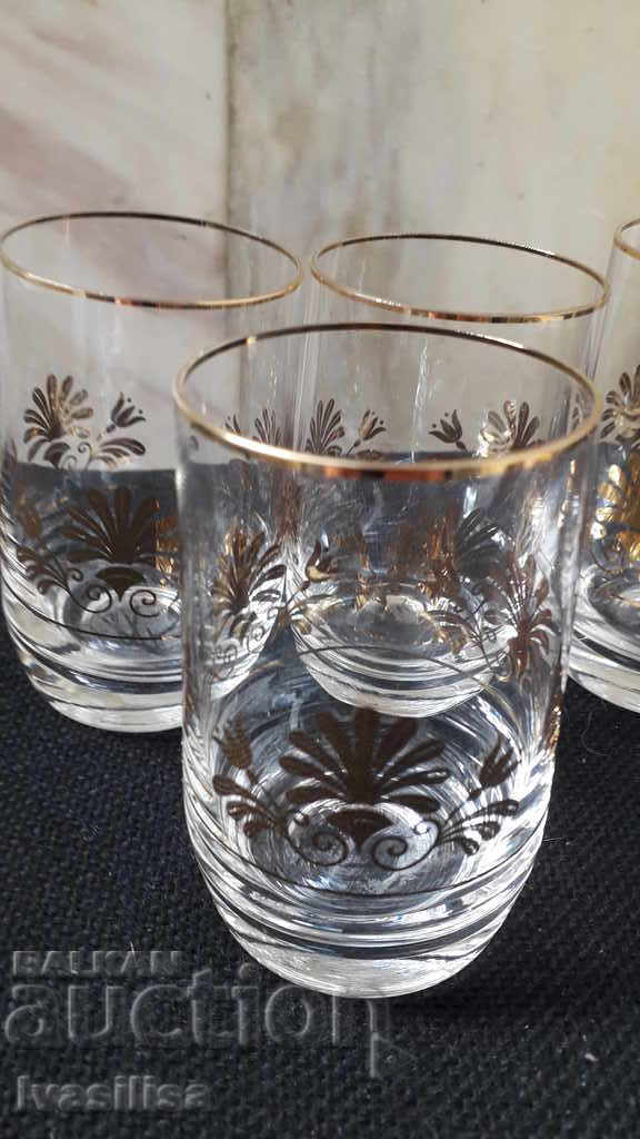 SERVICIU DE CEȘTI BOHEMIA 2 cu preț 40.00 BGN | € 20.45