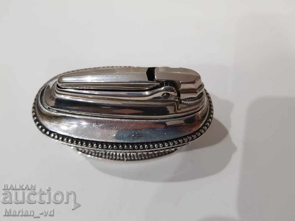 Ronson table lighter with price 40.00 BGN | € 20.45 Ronson table lighter with price 40.00 BGN | € 20.45