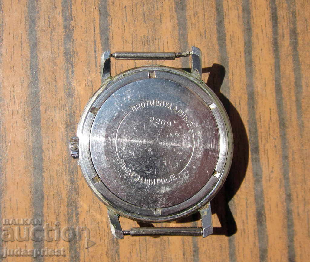Δημοπρασία παλιό ρωσικό ανδρικό ρολόι χειρός Vostok 18 πέτρες και έργα