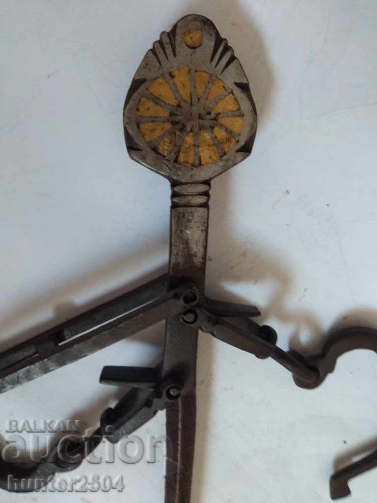 Old scale with price 59.95 BGN | € 30.65 Old scale with price 59.95 BGN | € 30.65