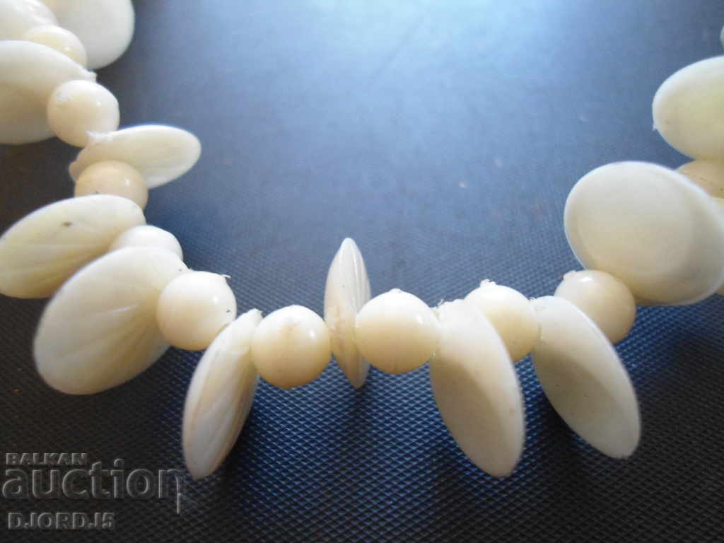 Delivery of Old necklace Delivery of Old necklace