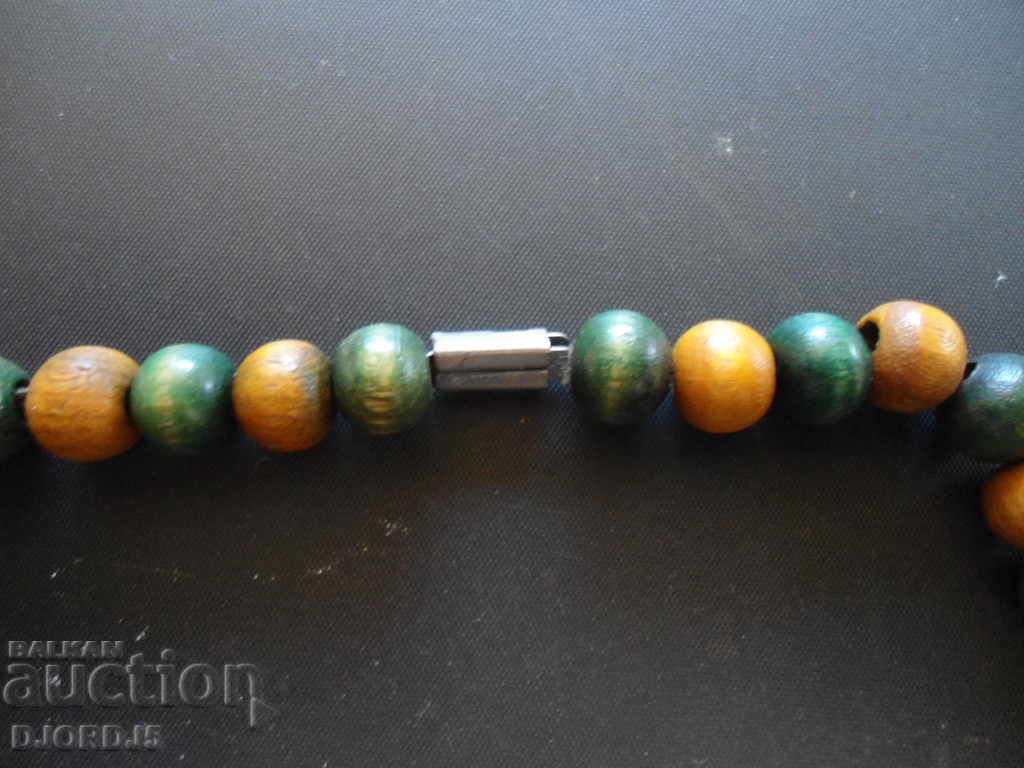 Old necklace, wood with price 7.00 BGN | € 3.58 Old necklace, wood with price 7.00 BGN | € 3.58