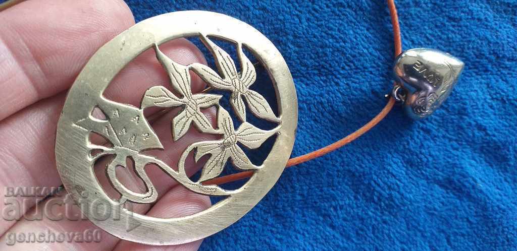 Superior engraved brooch, gold plating, 40s, bracelet and necklace - 5 Superior engraved brooch, gold plating, 40s, bracelet and necklace - 5