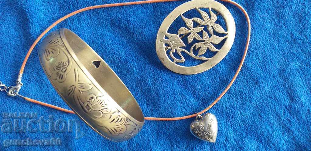 Superior engraved brooch, gold plating, 40s, bracelet and necklace - 7 Superior engraved brooch, gold plating, 40s, bracelet and necklace - 7