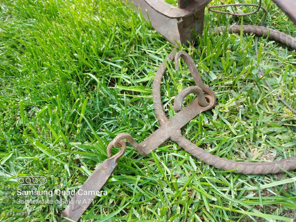 TRAP - DANGEROUS AND ACTIVE - 5 TRAP - DANGEROUS AND ACTIVE - 5