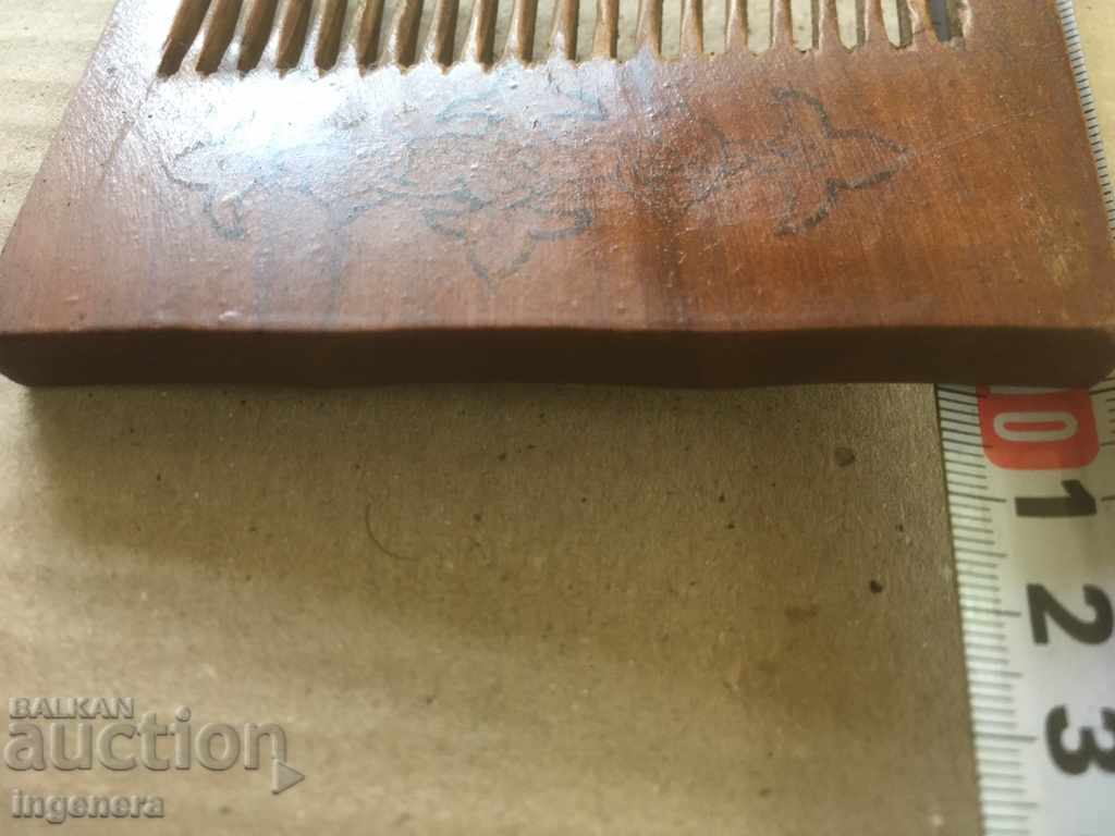Auction ANCIENT WOODEN COMB Auction ANCIENT WOODEN COMB