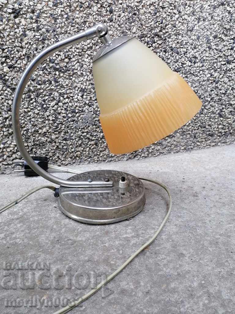Abajur vechi cu lampă electrică de noapte, felinar, bec cu preț 52.00 BGN | € 26.59 Abajur vechi cu lampă electrică de noapte, felinar, bec cu preț 52.00 BGN | € 26.59
