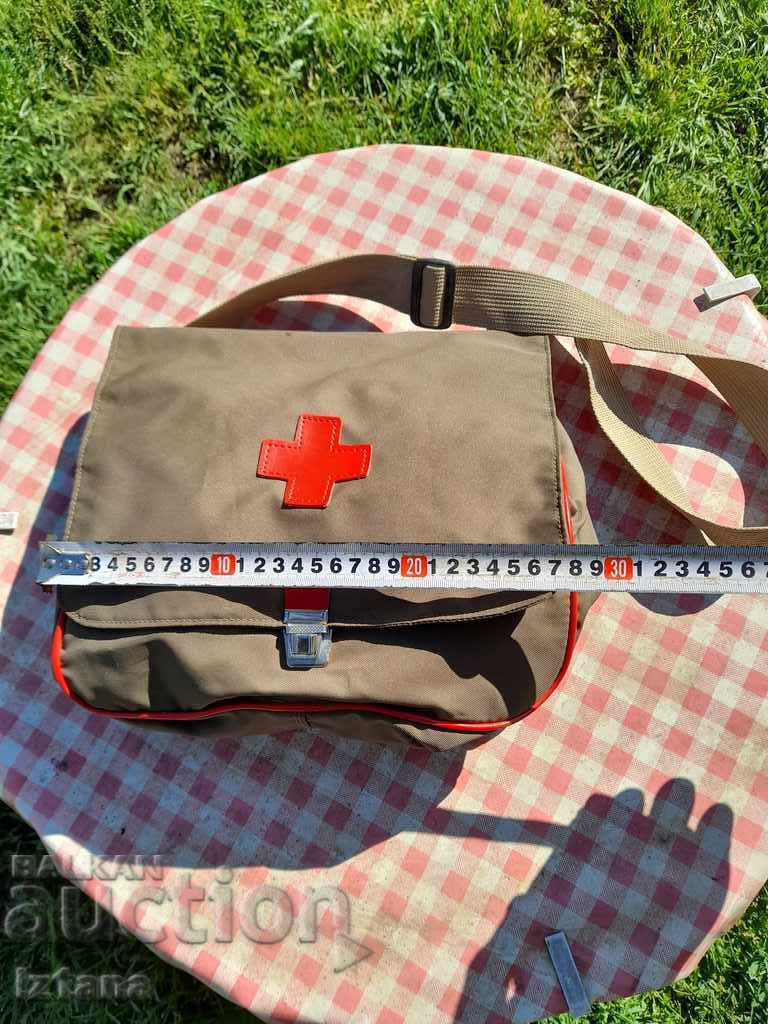 Auction Old military medical bag Auction Old military medical bag