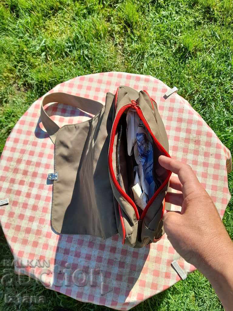 Old military medical bag - 5 Old military medical bag - 5