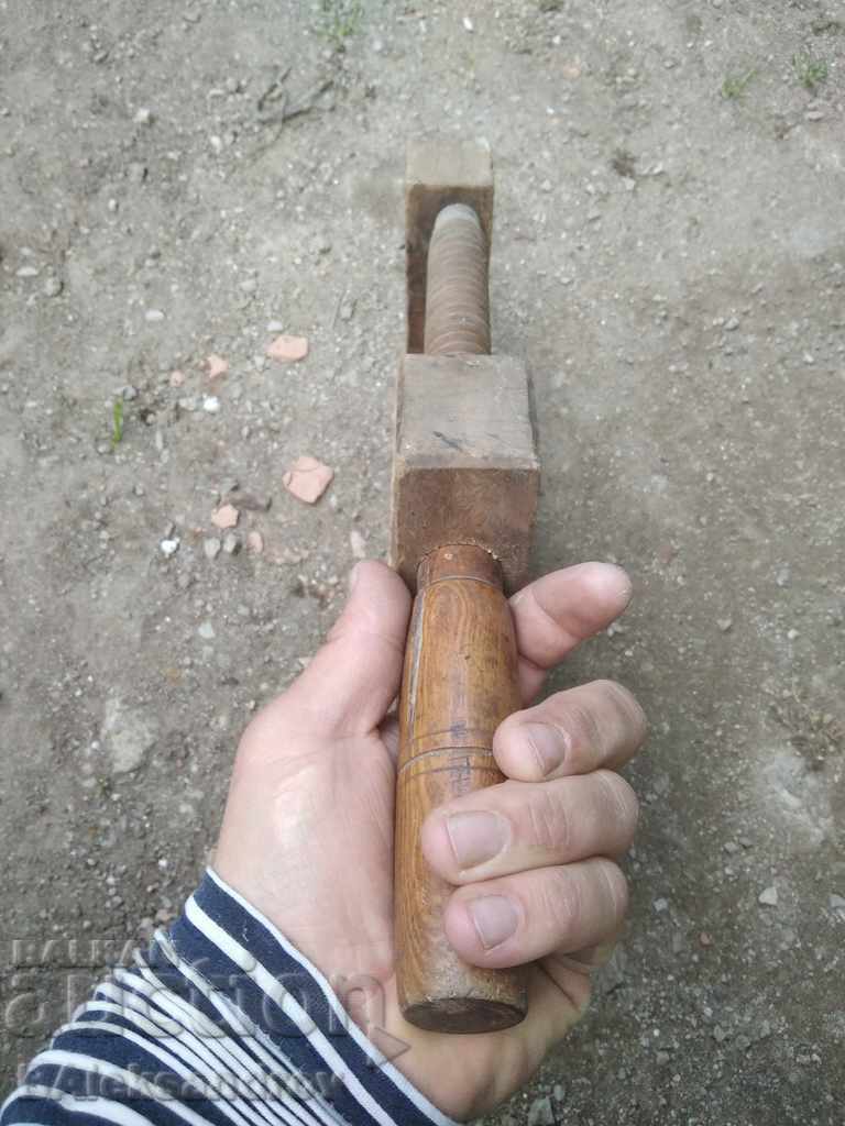 Old wooden carpenter's clamp - 6 Old wooden carpenter's clamp - 6