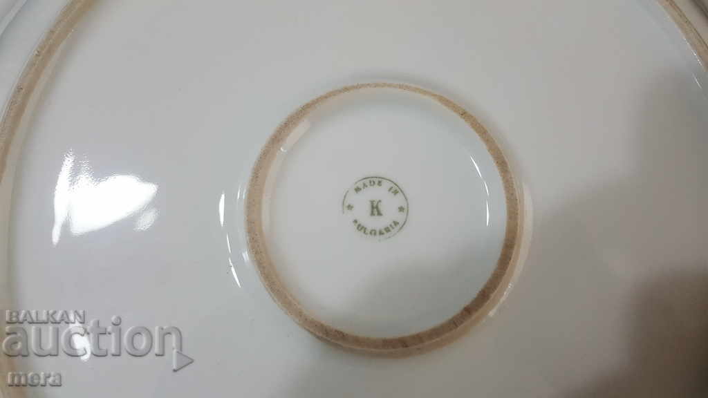 Porcelain large plateau - 5 Porcelain large plateau - 5