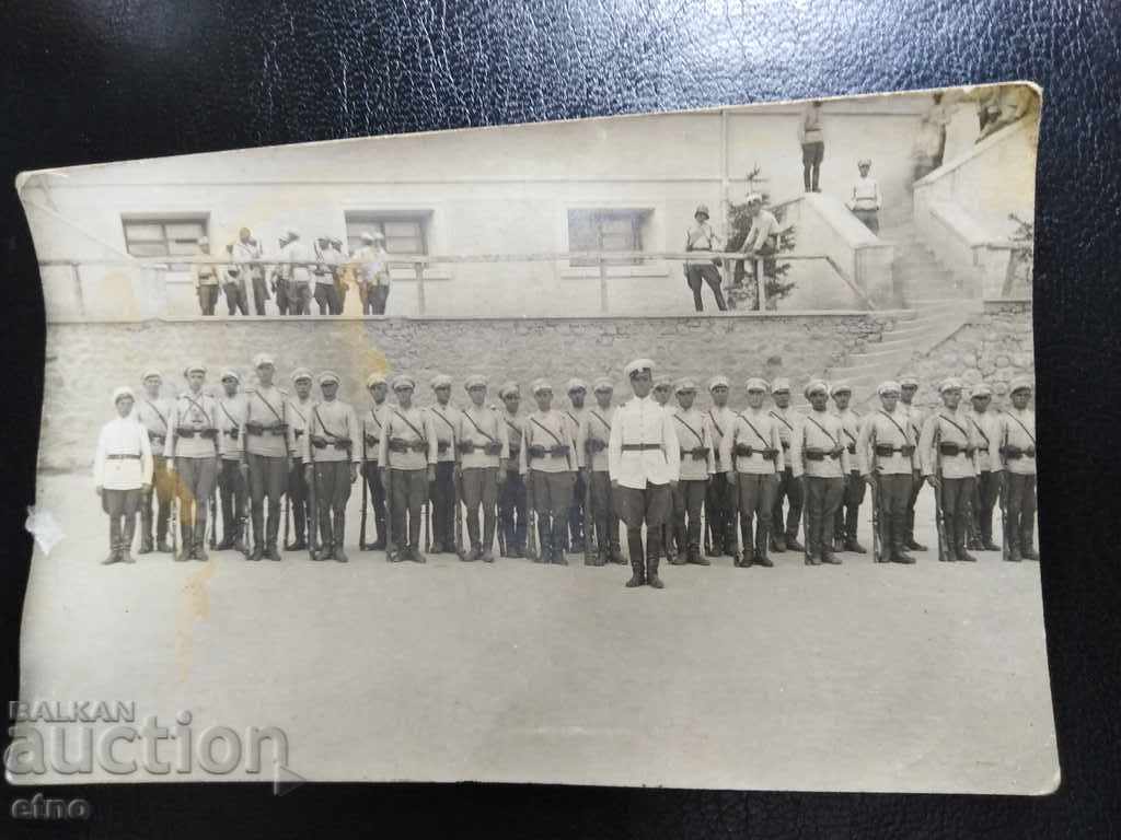 OLD ROYAL PHOTO-1921, MILITARY, RIFLE, SWORD, PALACE with price 30.00 BGN | € 15.34 OLD ROYAL PHOTO-1921, MILITARY, RIFLE, SWORD, PALACE with price 30.00 BGN | € 15.34