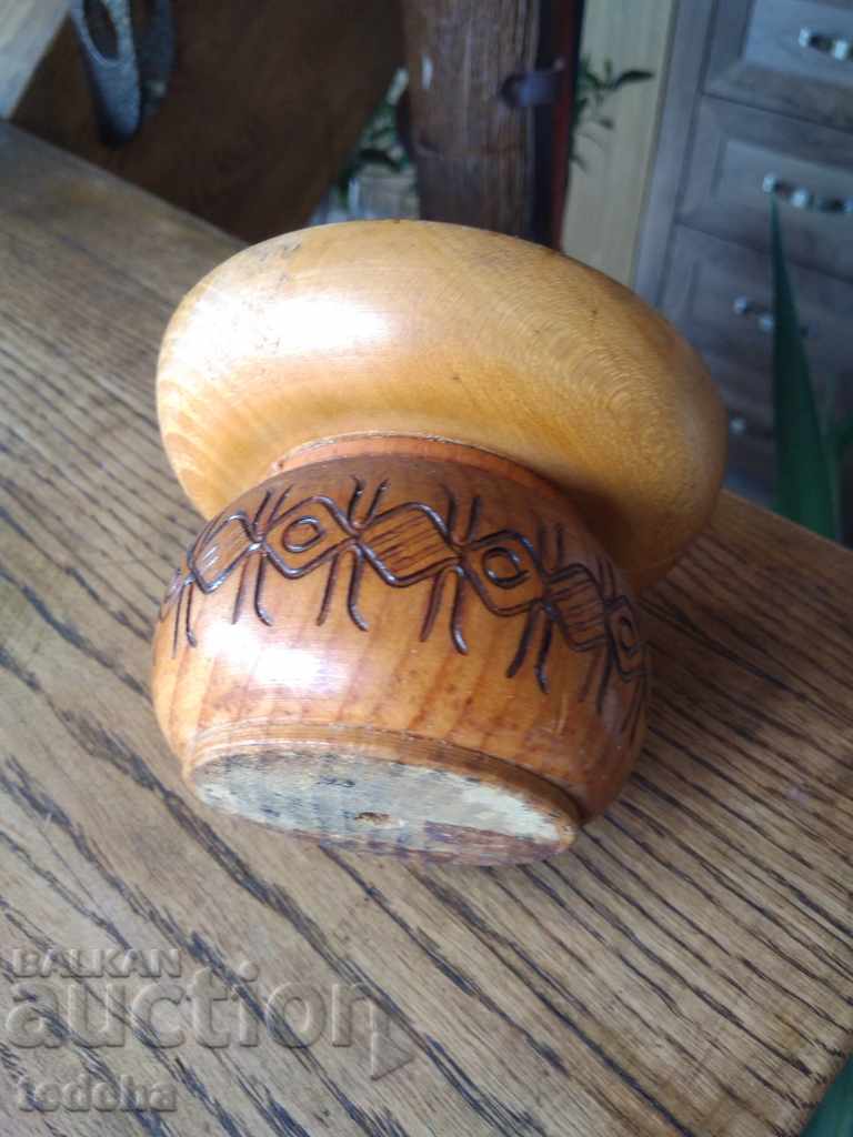 Livrarea LEMN sfeșnic Livrarea LEMN sfeșnic