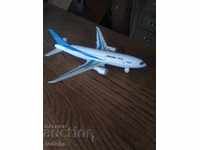 AIRCRAFT MODEL - BOEING 777