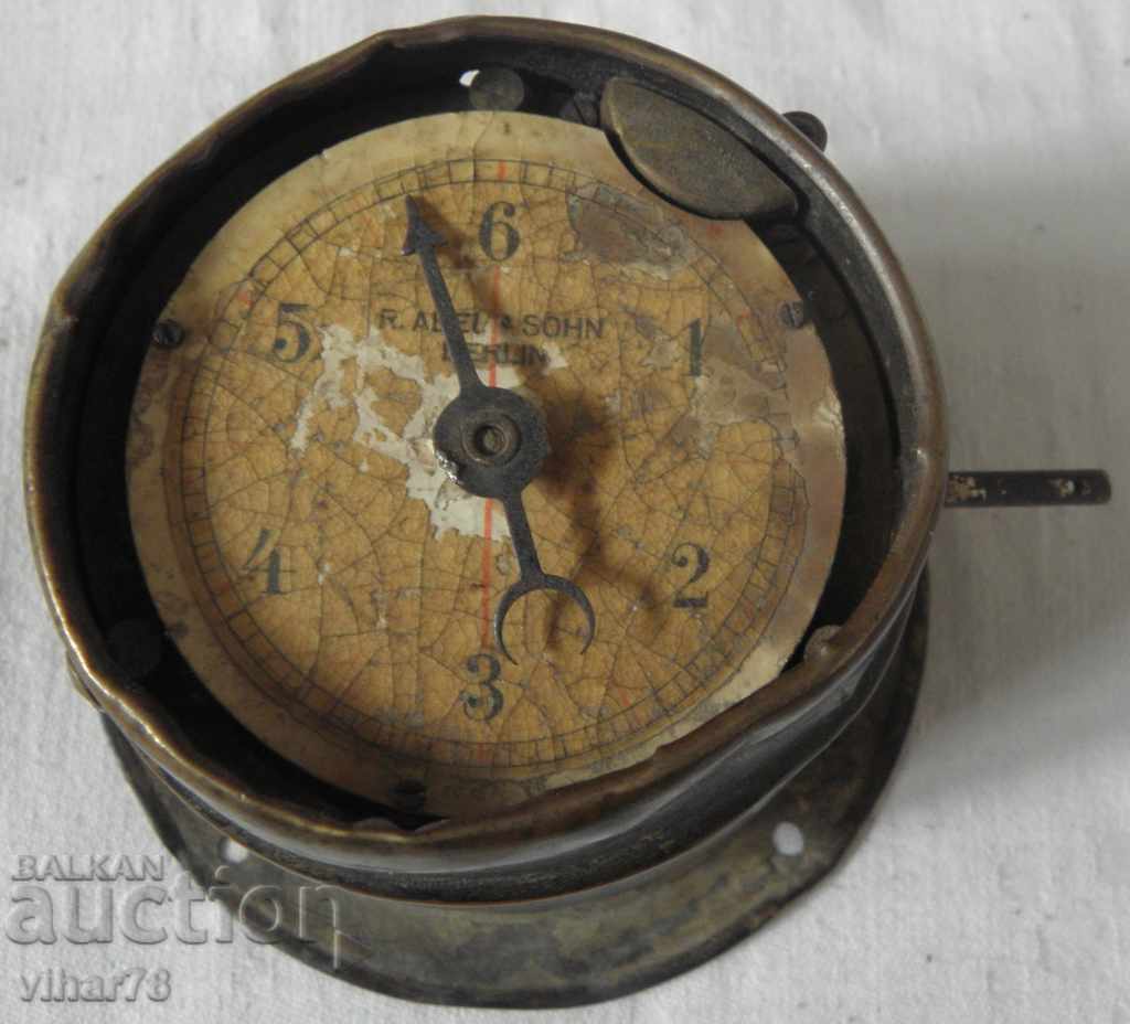 Delivery of OLD CAR CAR MEASURING INSTRUMENT Delivery of OLD CAR CAR MEASURING INSTRUMENT