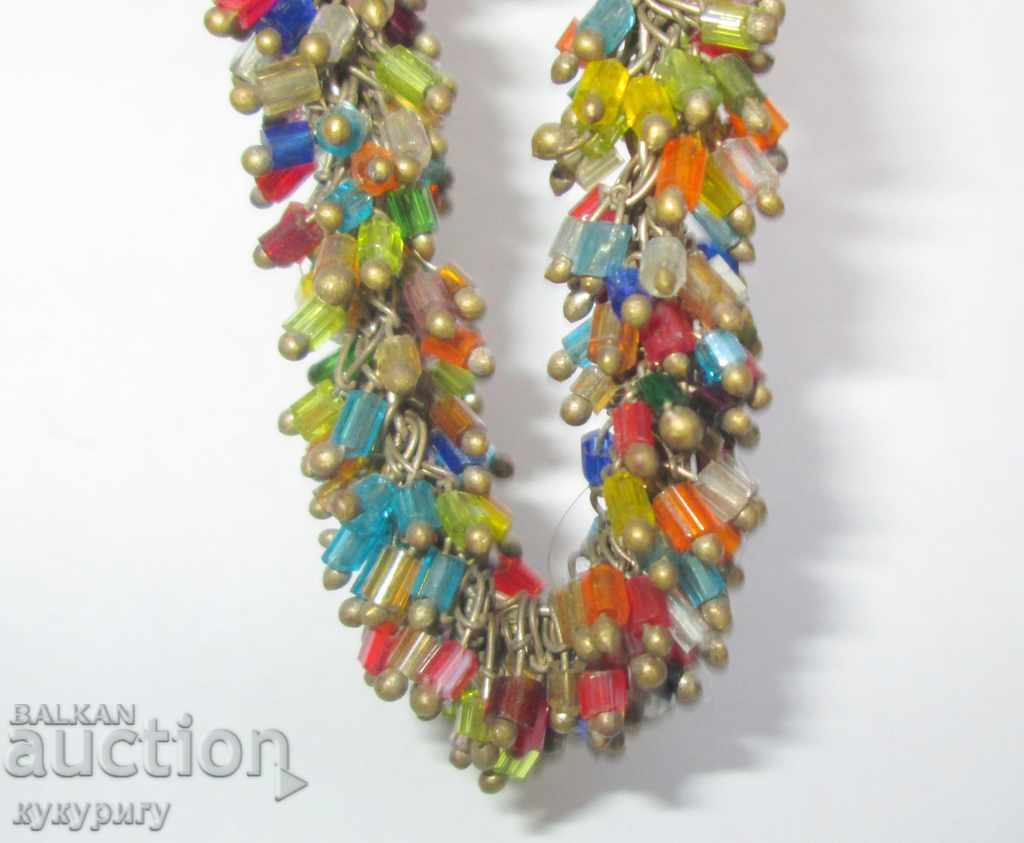 Delivery of Old women's jewelry necklace beads handmade beads